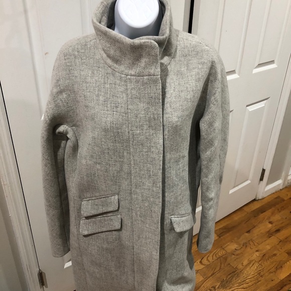 J Crew Cocoon Coat in Italian Stadium-cloth Wool - Picture 3 of 5
